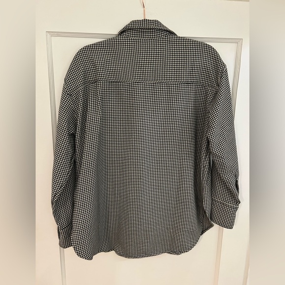 H&M houndstooth button down - Picture 2 of 4